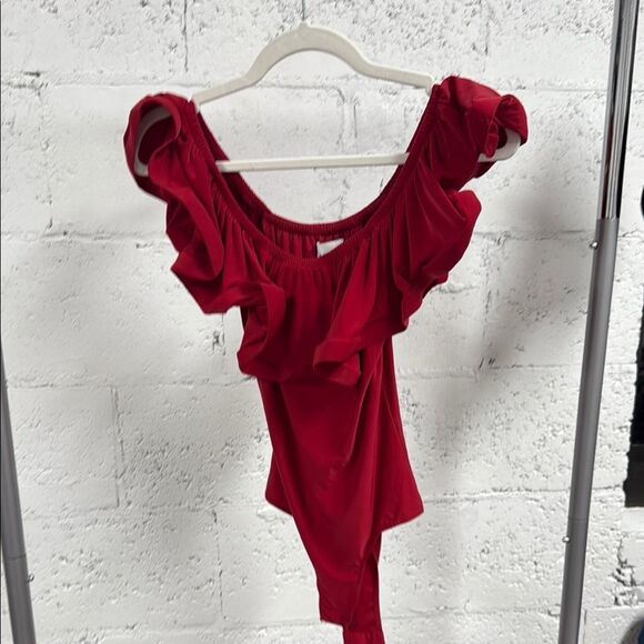 Elegant Red Ruffle Tank Sleeved Bodysuit - NWOT - MISA - Size Small - Picture 1 of 4